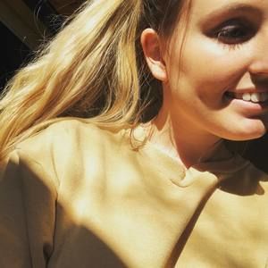 Meet your Posher, Justine